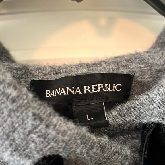 Banana Republic Hoodie Sweater - Picture 2 of 6
